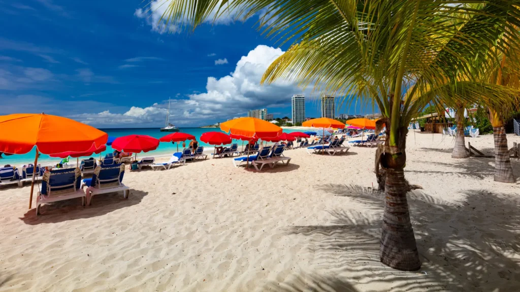 Mullet Bay in the shade. Things to do in Sint Maarten
