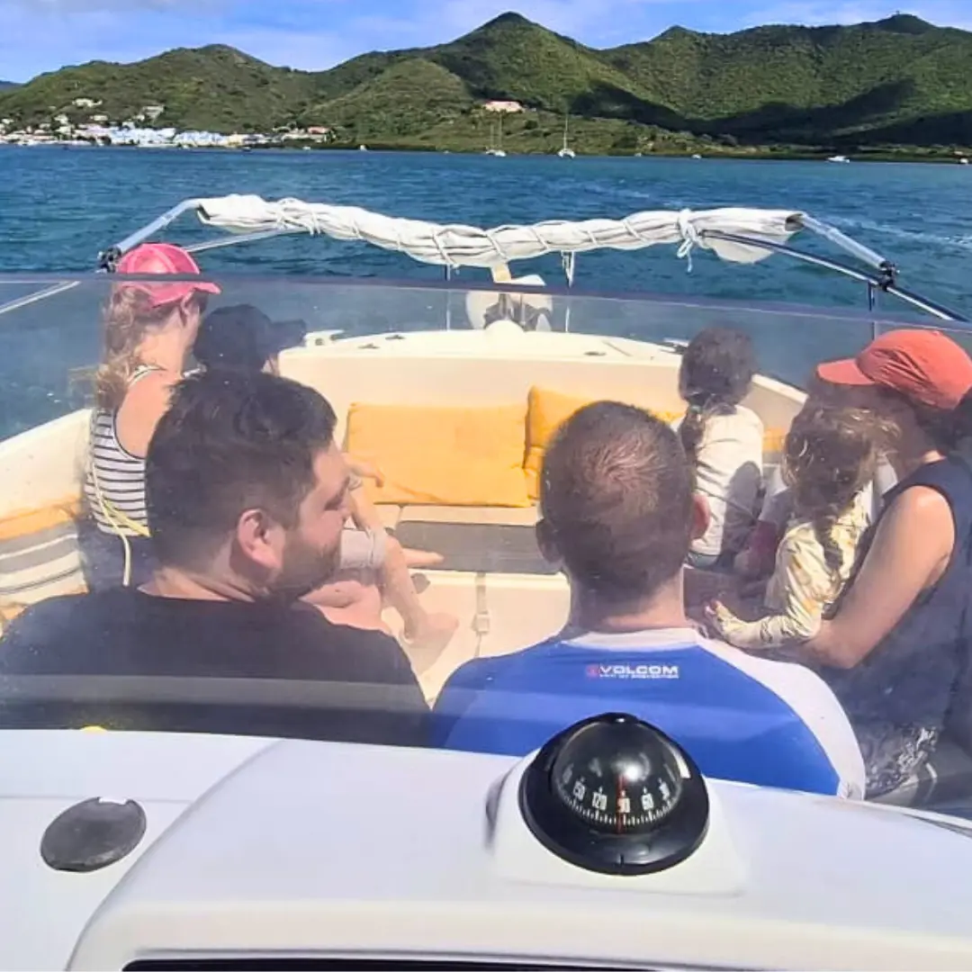 Family enjoying a private boat charter around Sint Maarten